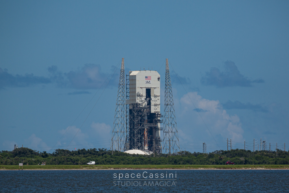 Space Cassini - StudioLaMagica - rocket science pictures