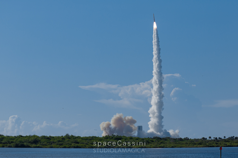 Space Cassini - StudioLaMagica - rocket science pictures