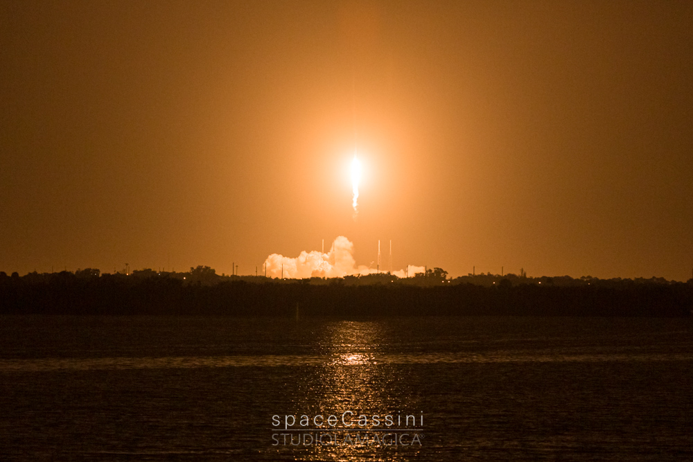 Space Cassini - StudioLaMagica - rocket science pictures